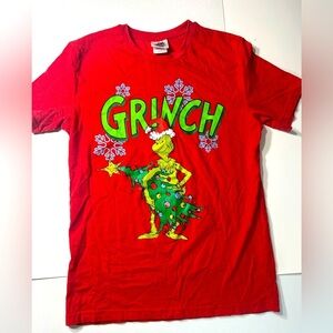 Dr Seuss’ The Grinch - Small Red T Shirt 🎄💗